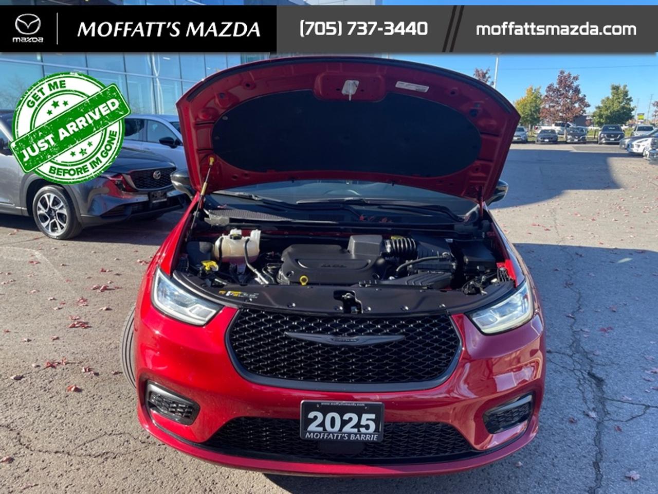 2025 Chrysler Pacifica Limited Photo