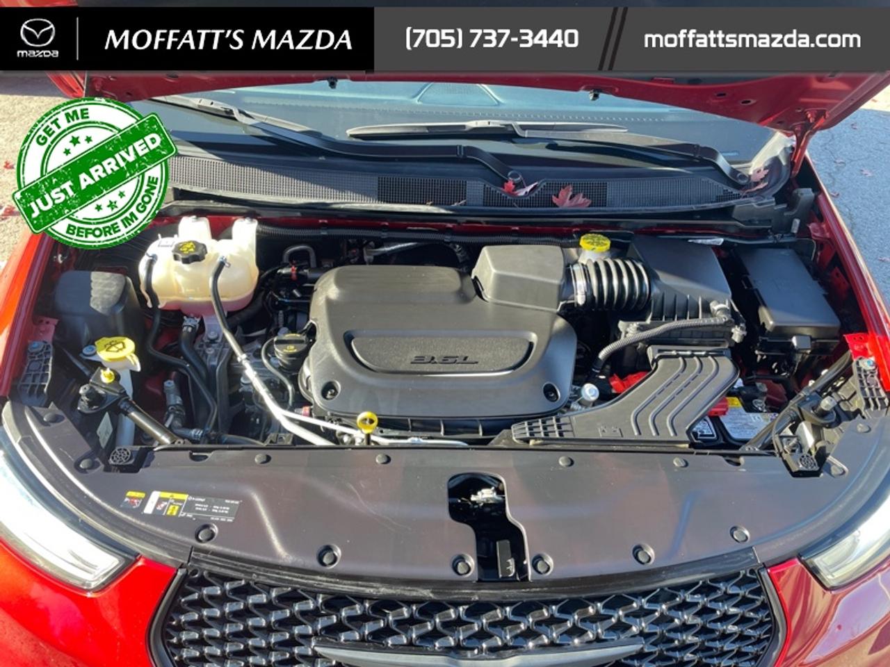 2025 Chrysler Pacifica Limited Photo