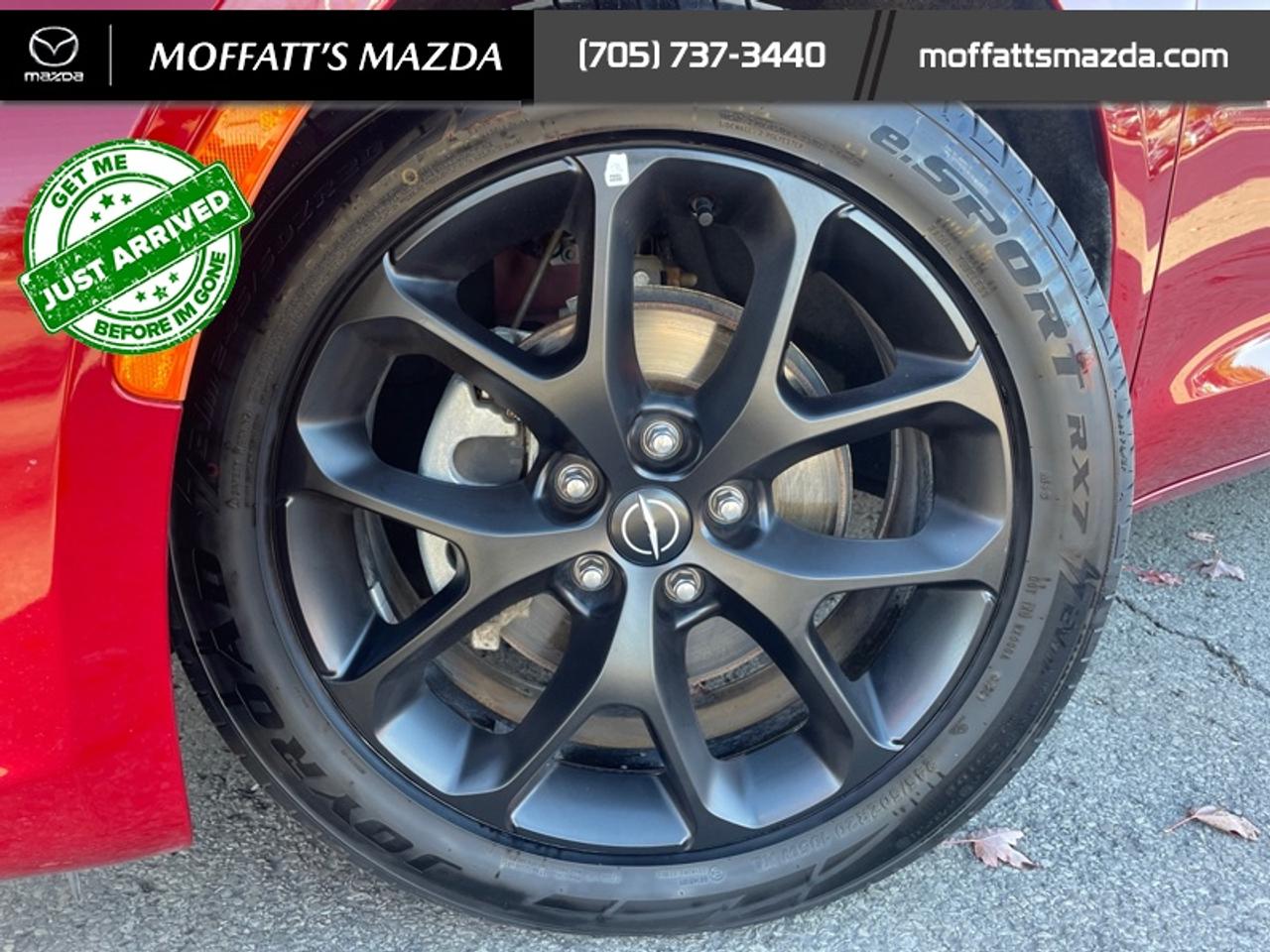 2025 Chrysler Pacifica Limited Photo