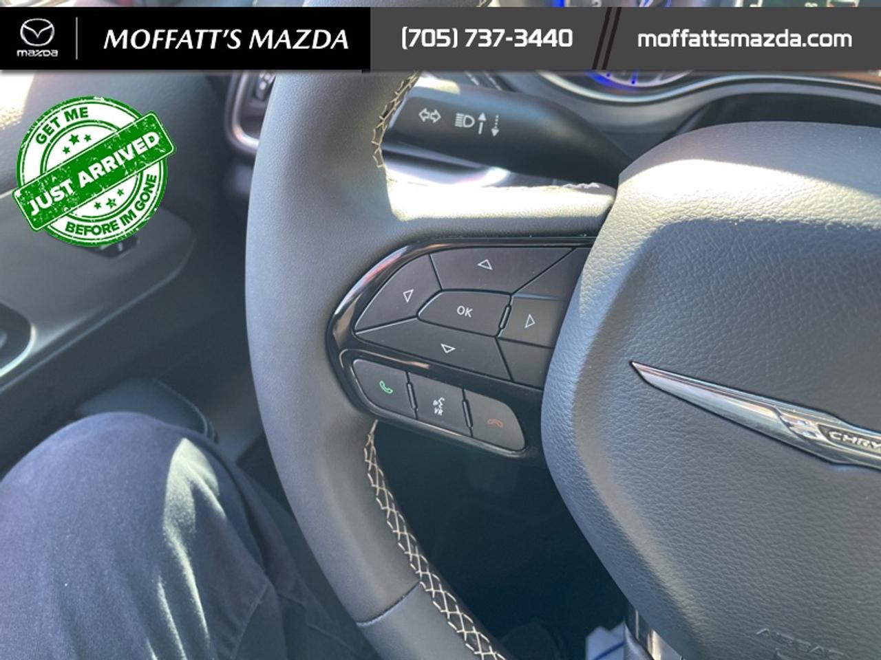 2025 Chrysler Pacifica Limited Photo