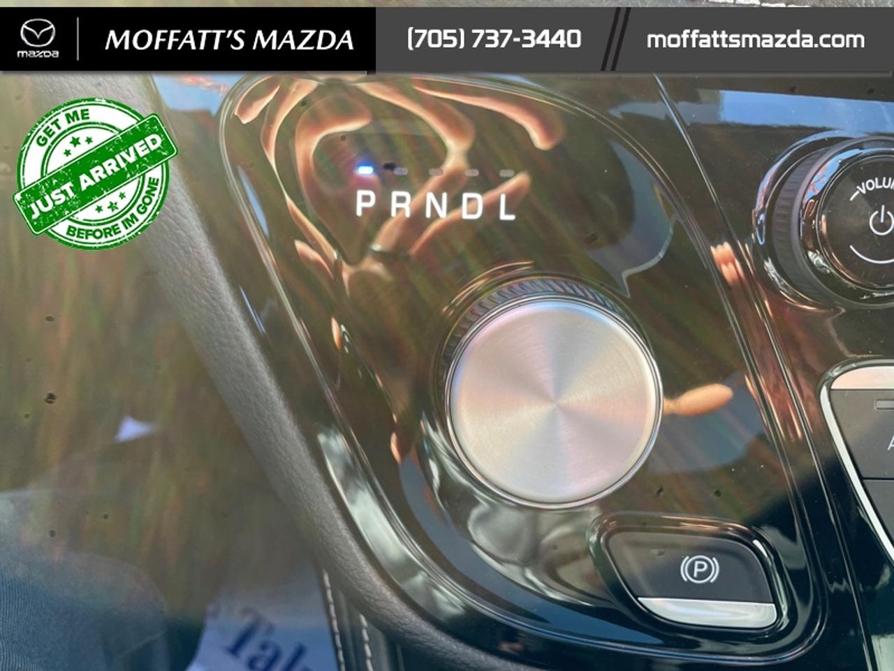 2025 Chrysler Pacifica Limited Photo
