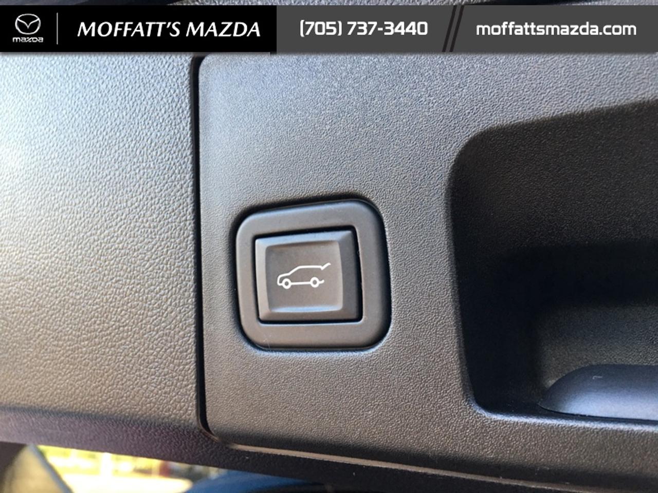 2024 Cadillac XT4 Premium Luxury Photo