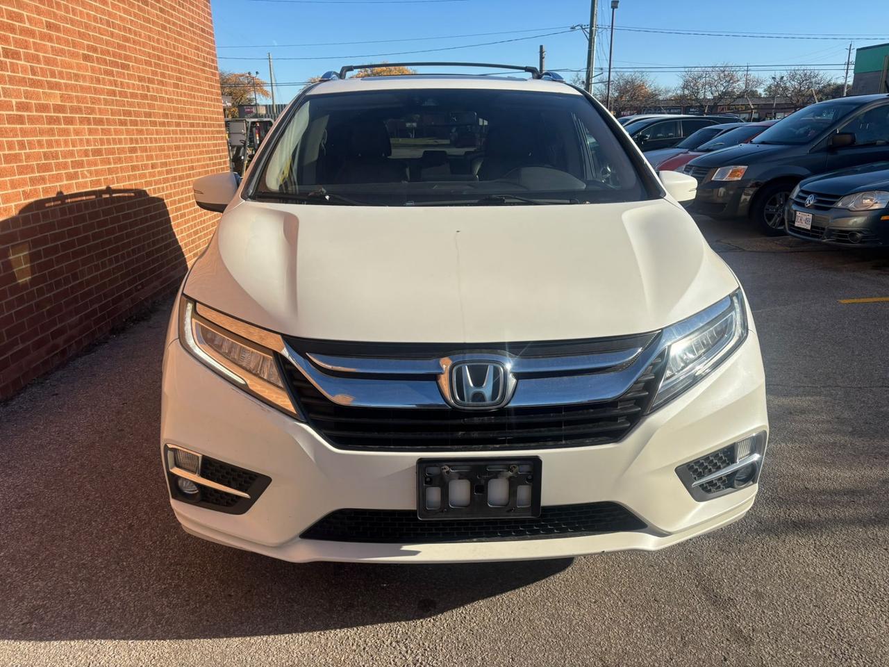 2018 Honda Odyssey Touring Auto Photo