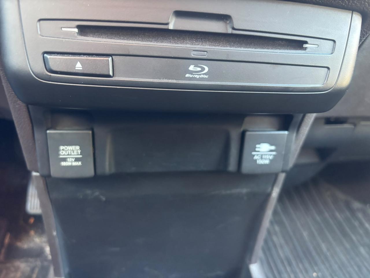 2018 Honda Odyssey Touring Auto Photo