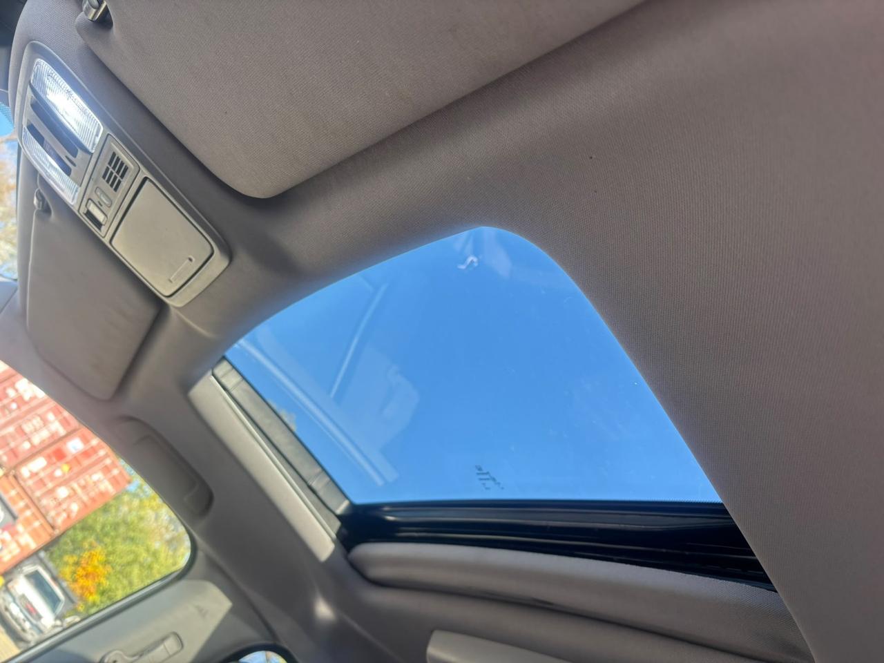 2018 Honda Odyssey Touring Auto Photo