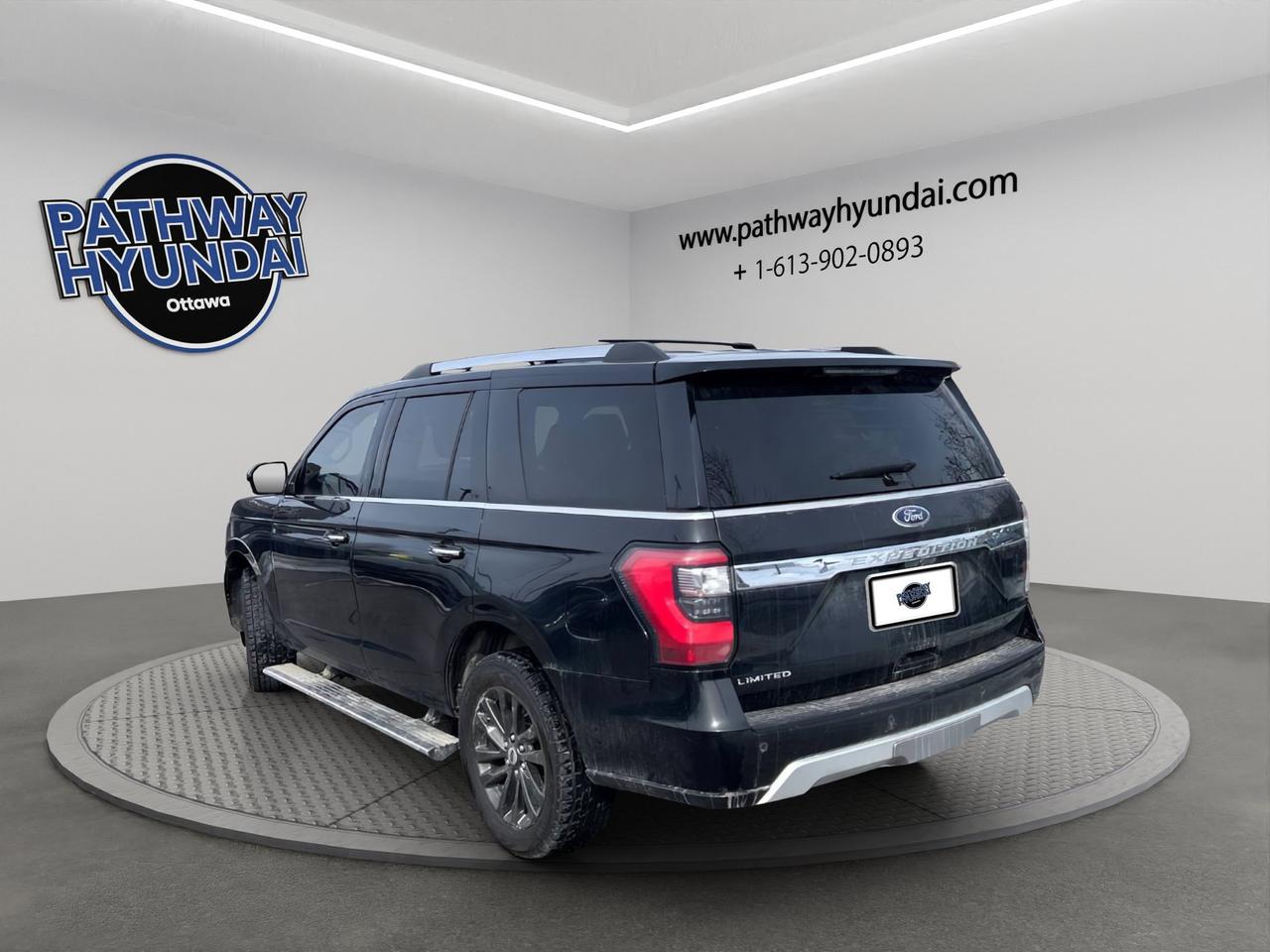 2020 Ford Expedition Limited | 2nd Row Tilt & Slide Seats | Leather Wrapped Heated Steering Wheel | Remote Start Photo