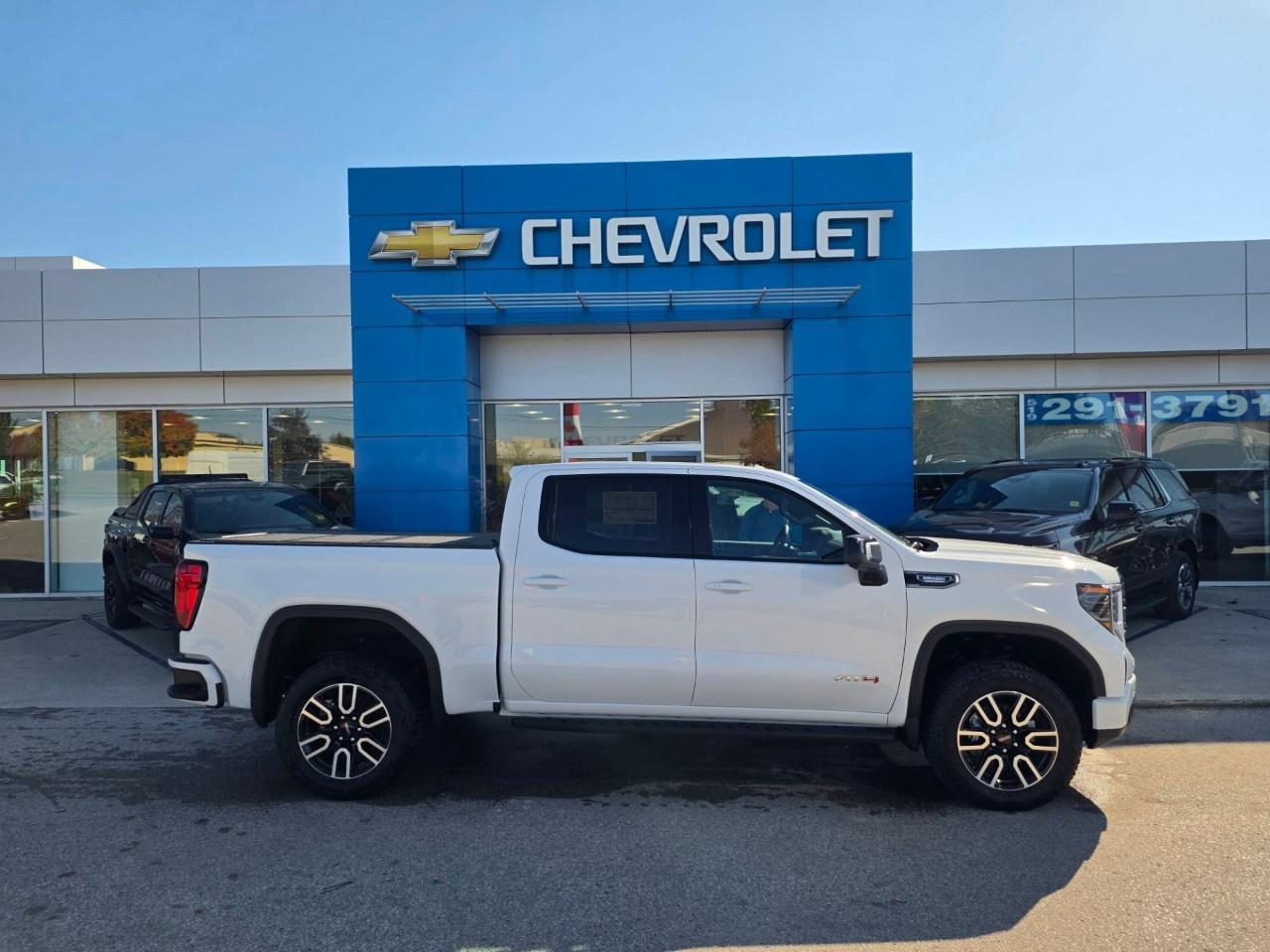 2026 GMC Sierra 1500 Crew Cab Short Box 4-Wheel Drive AT4 Photo1