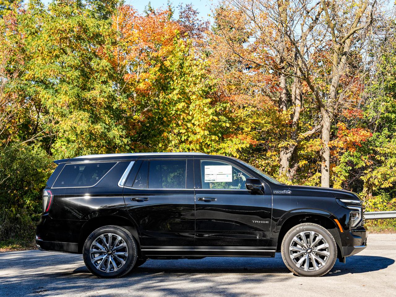 2027 Chevrolet Tahoe HIGH COUNTRY Photo4