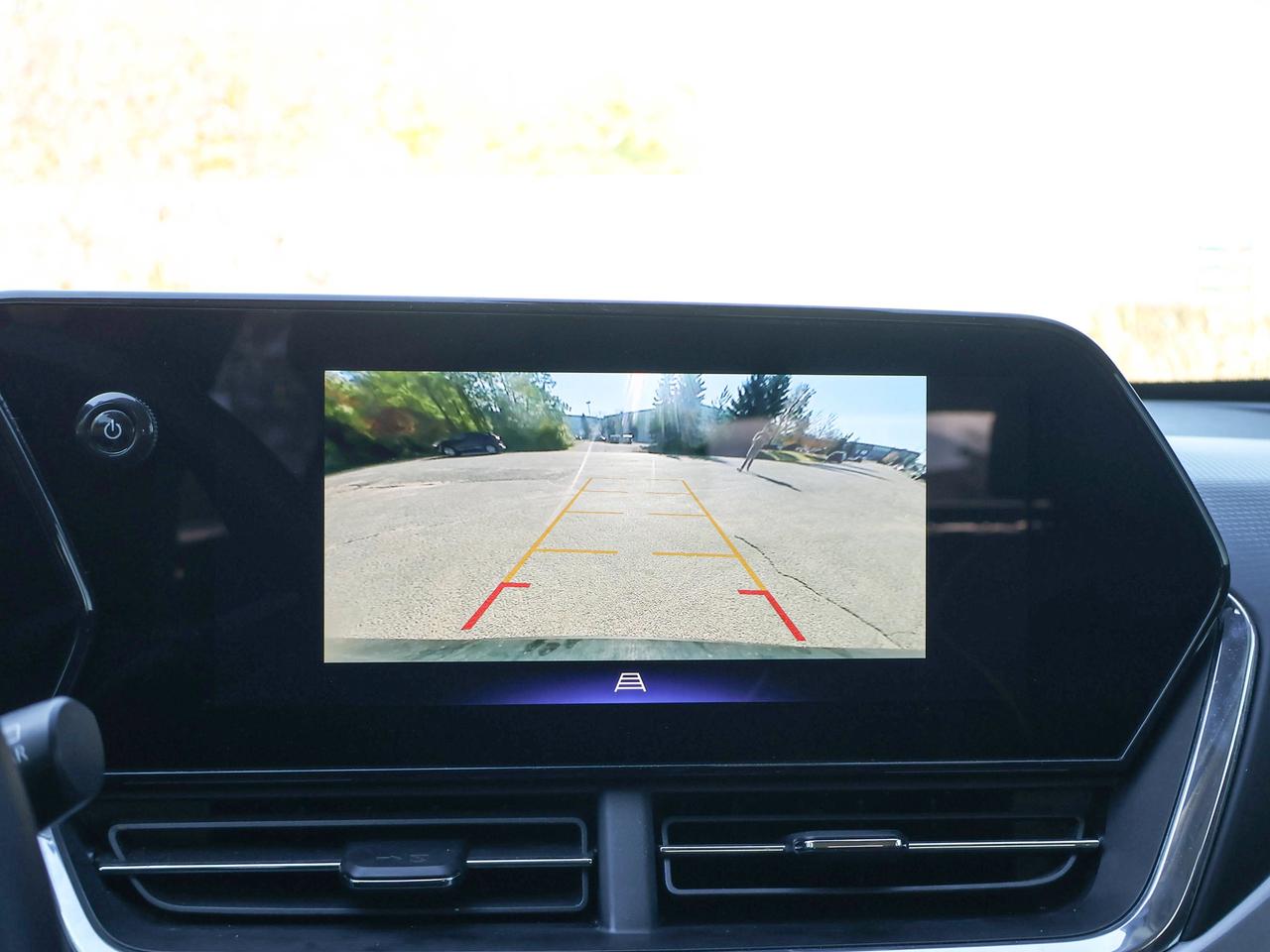 2025 Chevrolet Trax ACTIV Photo
