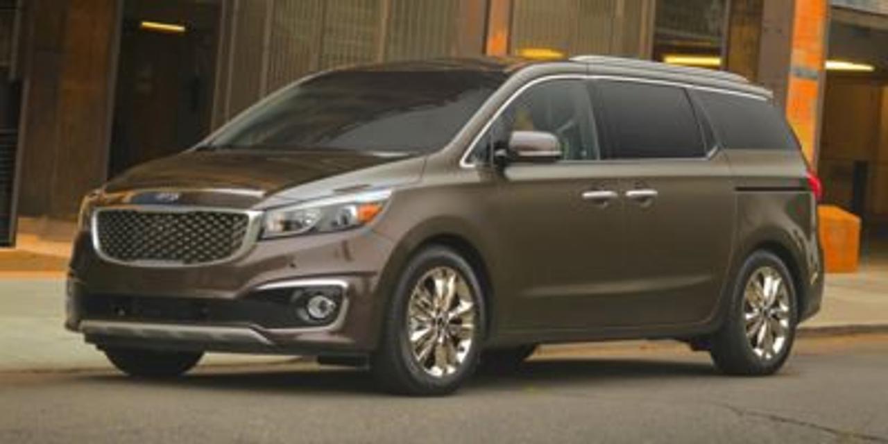 2017 Kia Sedona LX Photo