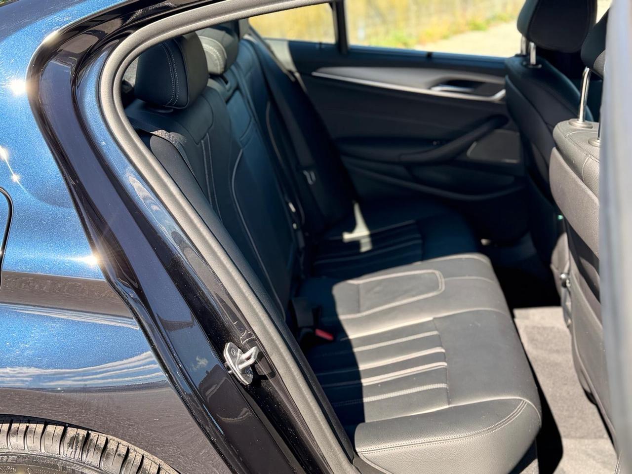 2019 BMW 5 Series 530i xDrive| AWD| CLEAN TITLE | Photo