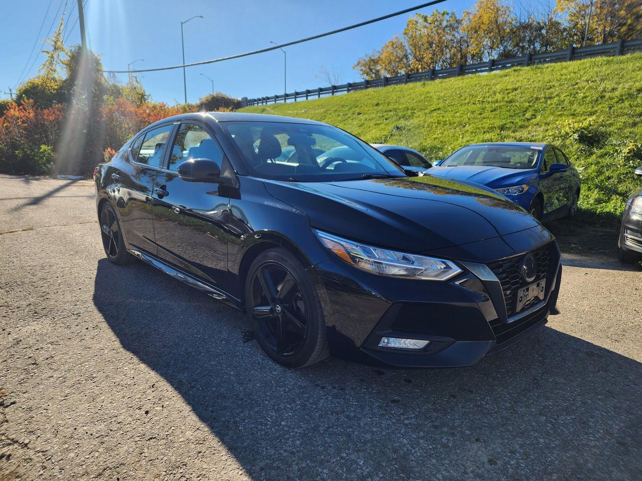 2022 Nissan Sentra SR l Clean Carfax l No Accidents l One Owner l Photo