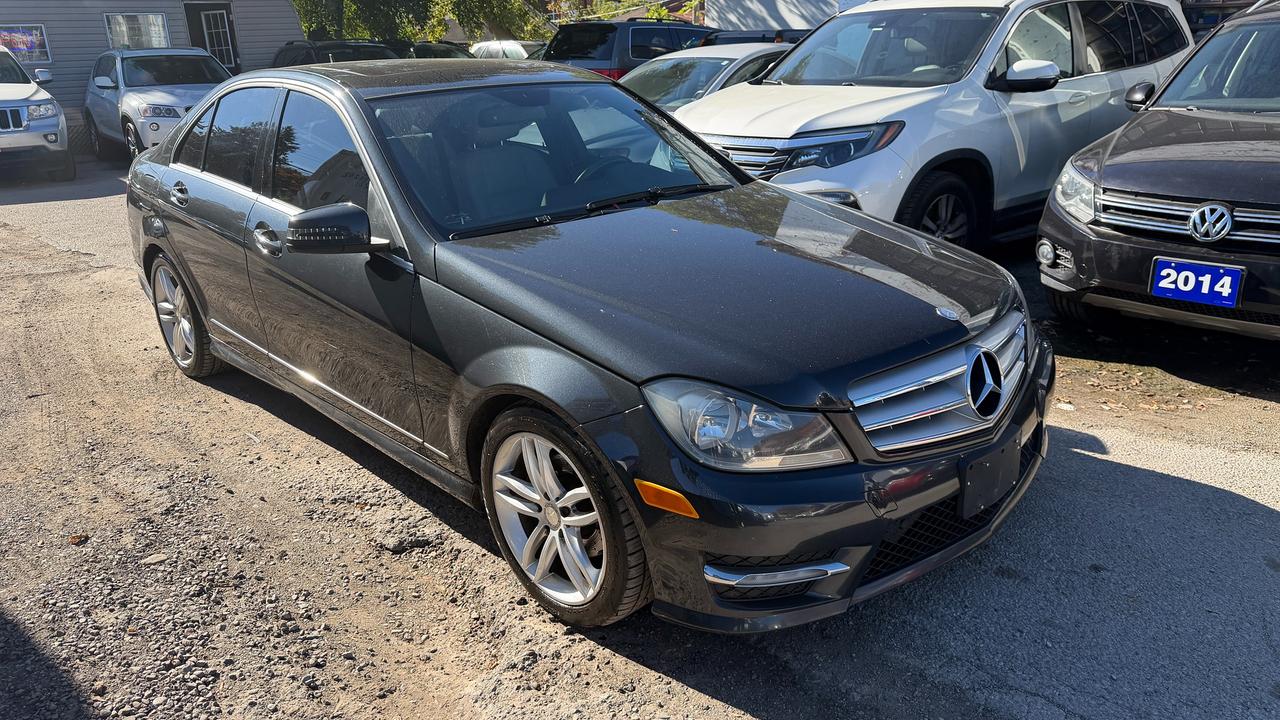 2012 Mercedes-Benz C-Class C 250 Photo