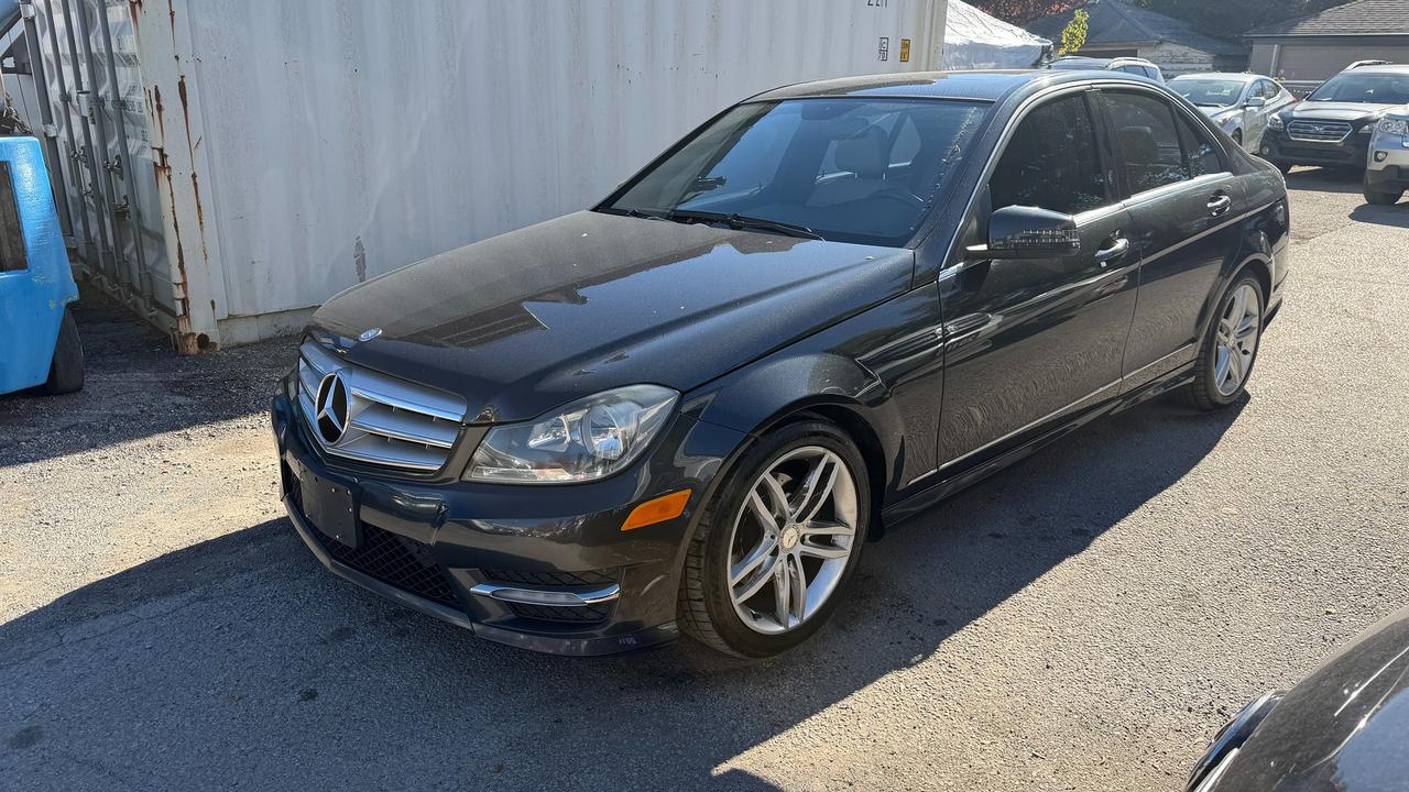 2012 Mercedes-Benz C-Class C 250 Photo2