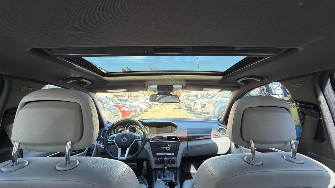 2012 Mercedes-Benz C-Class C 250 Photo