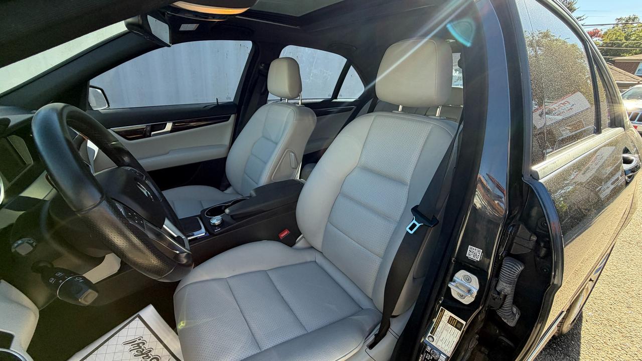 2012 Mercedes-Benz C-Class C 250 Photo