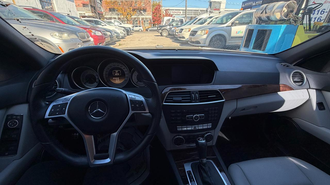 2012 Mercedes-Benz C-Class C 250 Photo