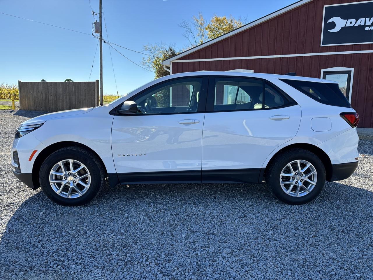 2023 Chevrolet Equinox LS ~CLEAN CARFAX~SERVICE RECORDS~ Photo5