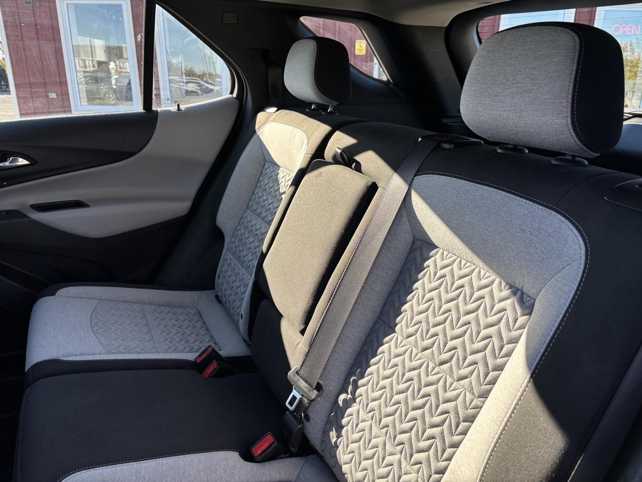 2023 Chevrolet Equinox LS ~CLEAN CARFAX~SERVICE RECORDS~ Photo