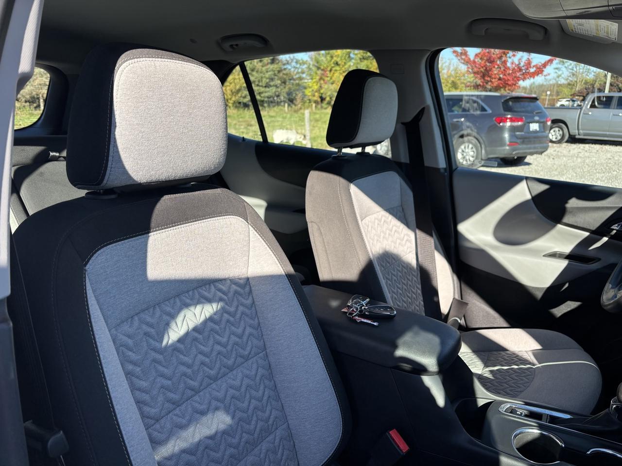 2023 Chevrolet Equinox LS ~CLEAN CARFAX~SERVICE RECORDS~ Photo