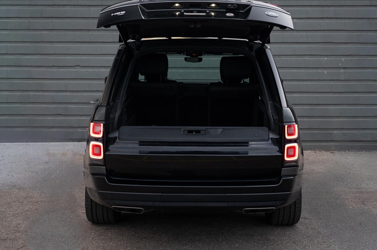 2021 Land Rover Range Rover P525 WESTMINSTER EDITION SWB|CLEAN CAR FAX|LOW KM|HEATED&VENTILATED FRONT SEATS|PANO ROOF|APPLE CARPLAY / ANDROID AUTO|SOFT-CLOSE DOORS| Photo