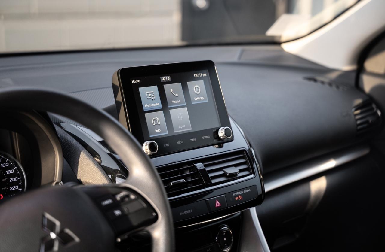 2024 Mitsubishi Eclipse Cross ES S-AWC|APPLE CARPLAY & ANDROID AUTO|GREAT RELIABILITY|BSM|7" TOUCHSCREEN DISPLAY| Photo