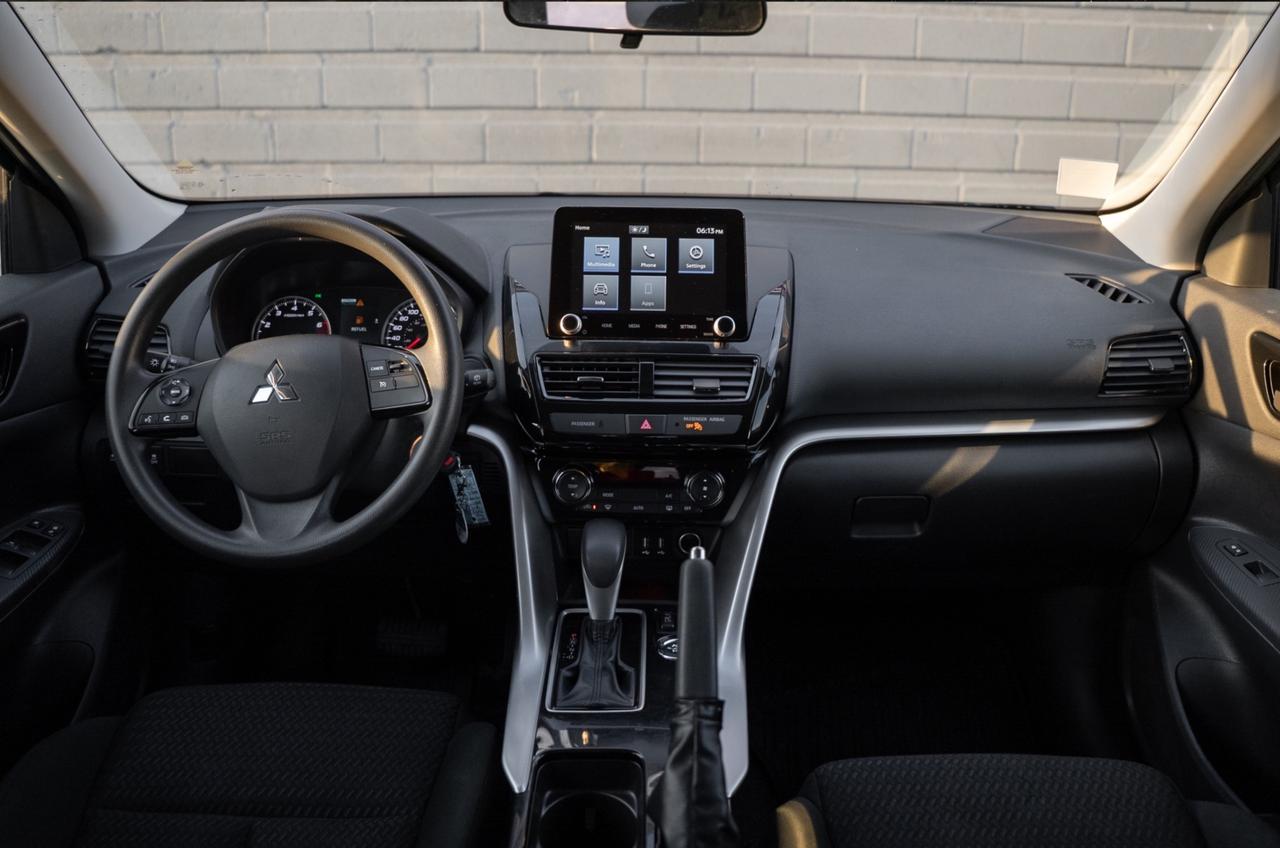 2024 Mitsubishi Eclipse Cross ES S-AWC|APPLE CARPLAY & ANDROID AUTO|GREAT RELIABILITY|BSM|7" TOUCHSCREEN DISPLAY| Photo