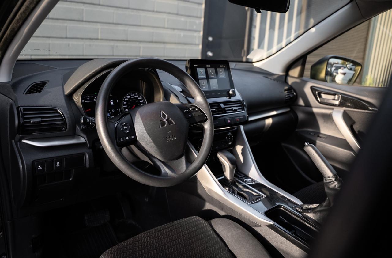 2024 Mitsubishi Eclipse Cross ES S-AWC|APPLE CARPLAY & ANDROID AUTO|GREAT RELIABILITY|BSM|7" TOUCHSCREEN DISPLAY| Photo