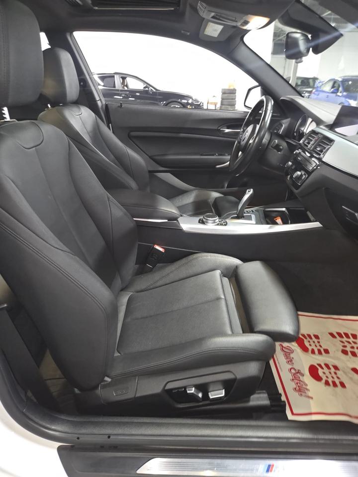 2020 BMW 2 Series 230i xDrive Coupe|CLEAN CAR FAX|TWO KEYS|NAVIGATION SYSTEM|HEATED SEATS|POWER FOLDING MIRRORS|LANE ASSIST| Photo