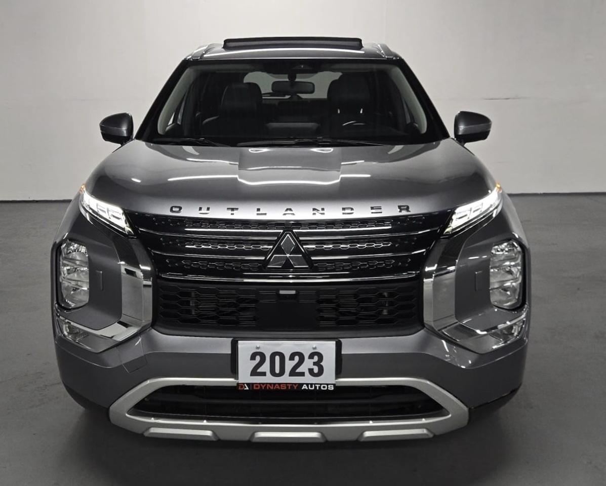 2023 Mitsubishi Outlander S-AWC | One Owner | Dealer Serviced | 7 Passengers Photo5