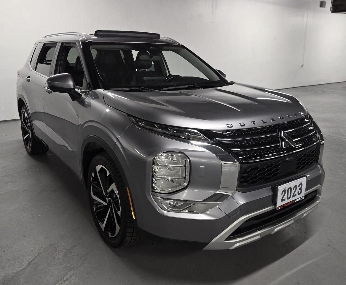 2023 Mitsubishi Outlander S-AWC | One Owner | Dealer Serviced | 7 Passengers Photo2