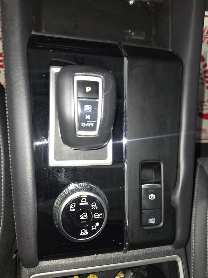 2023 Mitsubishi Outlander S-AWC | One Owner | Dealer Serviced | 7 Passengers Photo