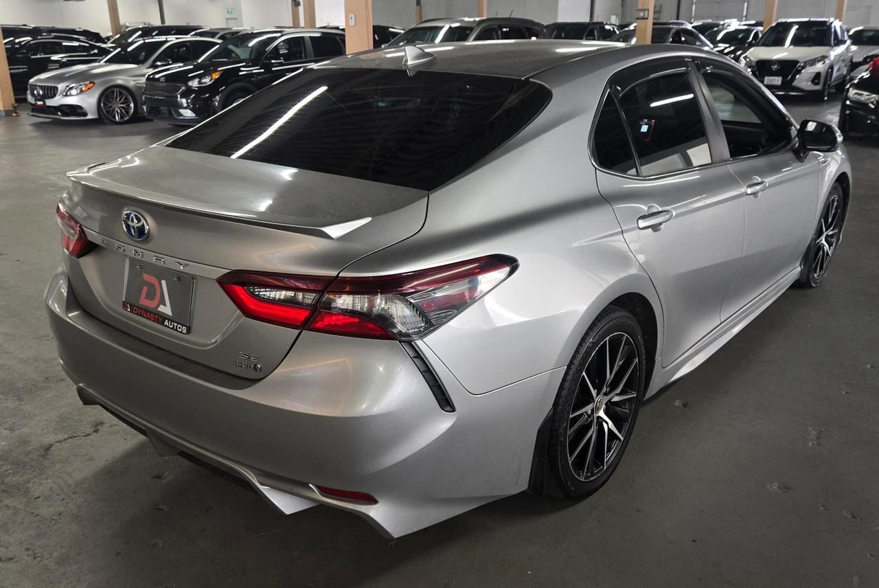 2021 Toyota Camry Hybrid SE Auto|CLEAN CAR FAX|BSM|SUN ROOF|LANE ASSIST|LEATHER SEATS|HEATED STEERING WHEEL|HEATED FRONT SEATS| Photo