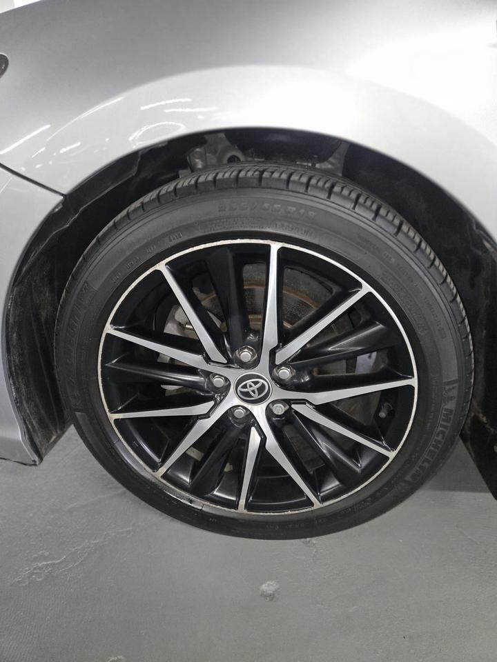 2021 Toyota Camry Hybrid SE Auto|CLEAN CAR FAX|BSM|SUN ROOF|LANE ASSIST|LEATHER SEATS|HEATED STEERING WHEEL|HEATED FRONT SEATS| Photo