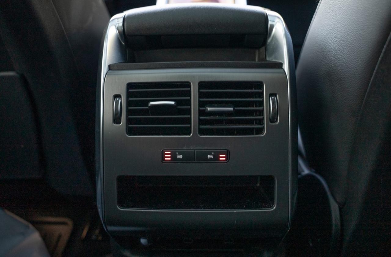 2022 Land Rover Range Rover Sport MHEV SE|CLEAN CAR FAX|PANO ROOF|BSM|AIR SUSPENSION|HEATED STEERING WHEEL|FRONT&REAR HEATED SEATS| Photo