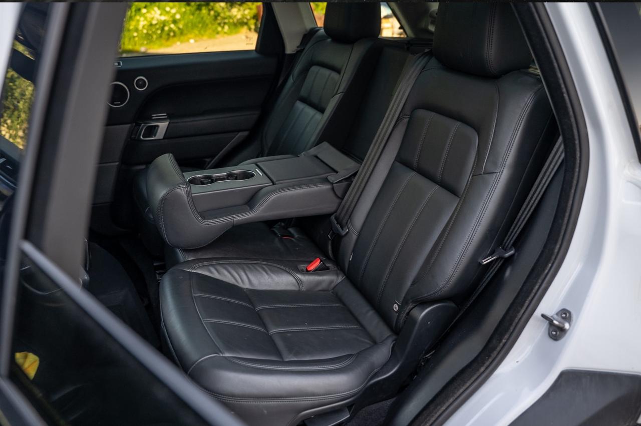2022 Land Rover Range Rover Sport MHEV SE|CLEAN CAR FAX|PANO ROOF|BSM|AIR SUSPENSION|HEATED STEERING WHEEL|FRONT&REAR HEATED SEATS| Photo