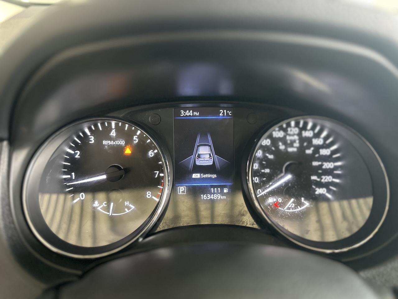 2019 Nissan Rogue SV | AWD |CLEAN CARFAX|PANO ROOF|HEATED STEERING WHEEL|ADAPTIVE CRUISE CONTROL|NAVIGATION|APPLE CARPLAY|POWER TAILGATE| Photo