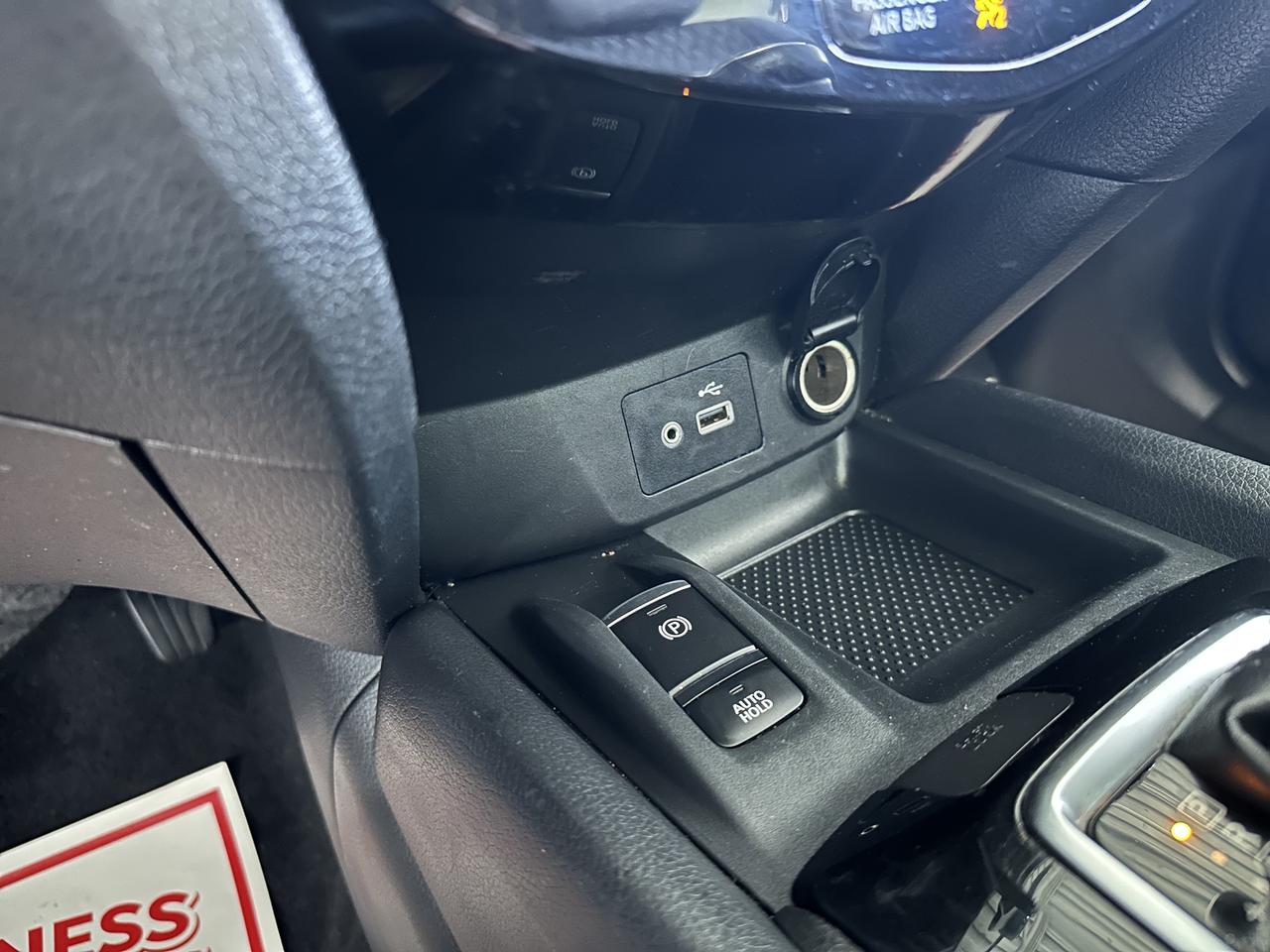 2019 Nissan Rogue SV | AWD |CLEAN CARFAX|PANO ROOF|HEATED STEERING WHEEL|ADAPTIVE CRUISE CONTROL|NAVIGATION|APPLE CARPLAY|POWER TAILGATE| Photo