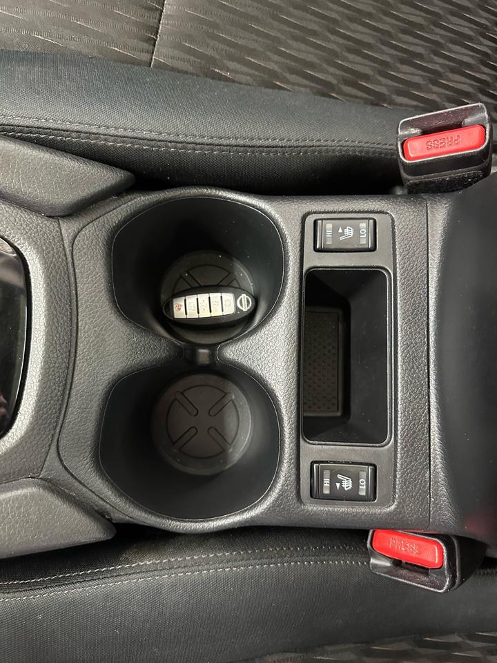 2019 Nissan Rogue SV | AWD |CLEAN CARFAX|PANO ROOF|HEATED STEERING WHEEL|ADAPTIVE CRUISE CONTROL|NAVIGATION|APPLE CARPLAY|POWER TAILGATE| Photo