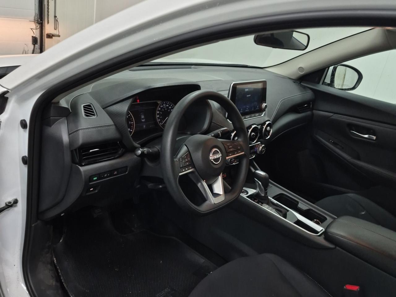 2024 Nissan Sentra SV CVT|CLEAN CAR FAX|2 KEYS|REMOTE STARTER|ADAPTIVE CRUISE CONTROL|BSM|LANE DEPART SYSTEM| Photo