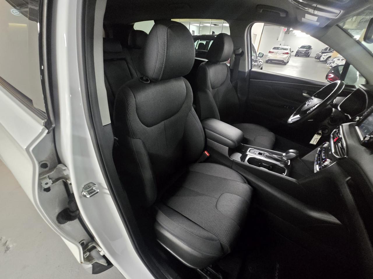2020 Hyundai Santa Fe SE 2.4L Essential FWD|CLEAN CAR FAX|HEATED SEATS|HEATED STEERING WHEEL|APPLE CARPLAY / ANDROID AUTO| Photo