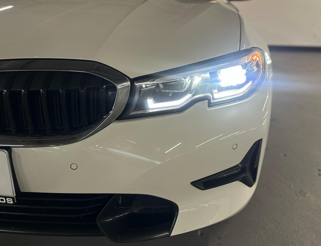 2021 BMW 3 Series 330i xDrive Sedan North America|CLEAN CAR FAX|MOONROOF|NAVIGATION|LANE ASSIST|BSM|REMOTE STARTER|POWER FOLDING MIRRORS| Photo1