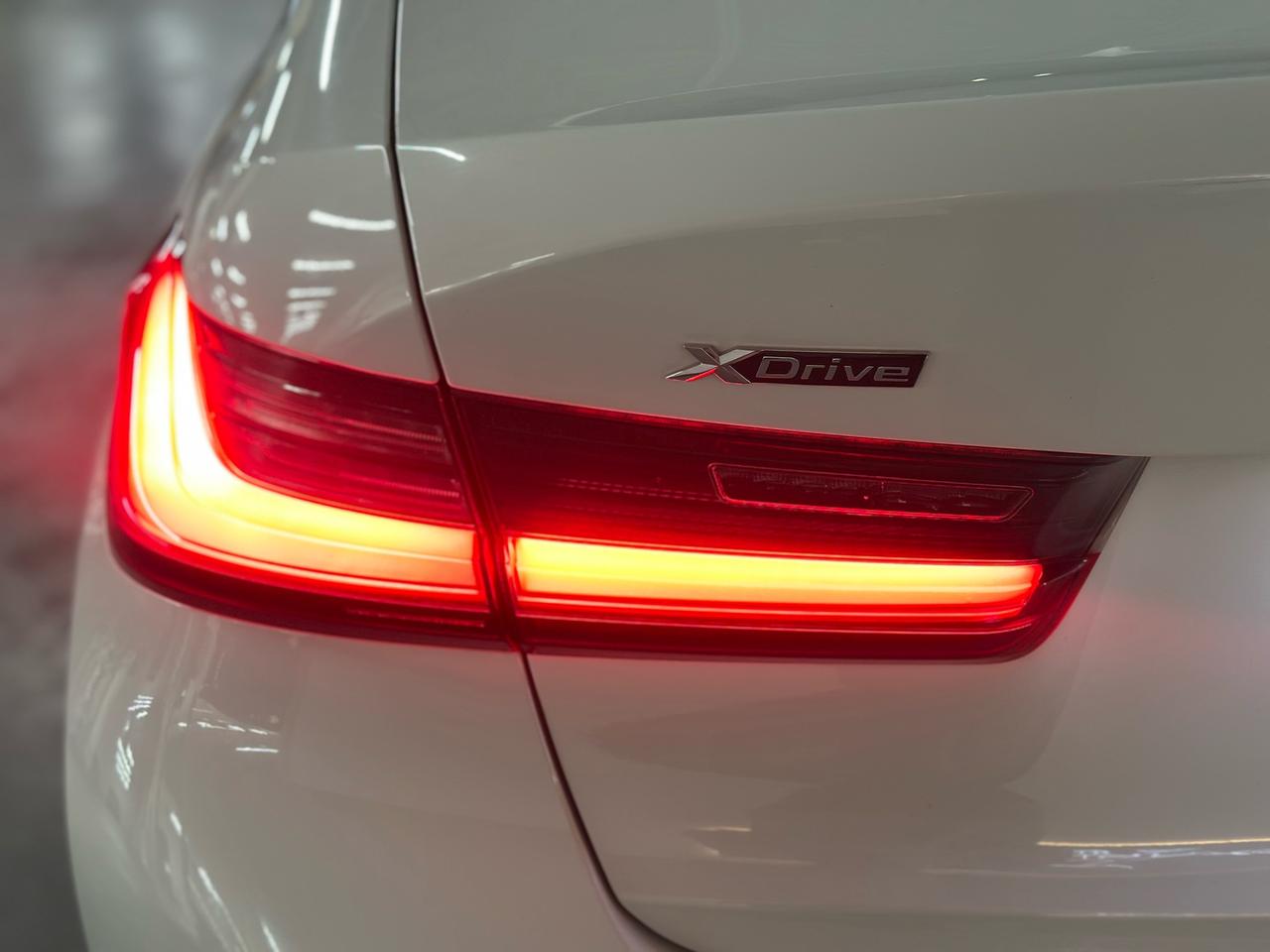 2021 BMW 3 Series 330i xDrive Sedan North America|CLEAN CAR FAX|MOONROOF|NAVIGATION|LANE ASSIST|BSM|REMOTE STARTER|POWER FOLDING MIRRORS| Photo