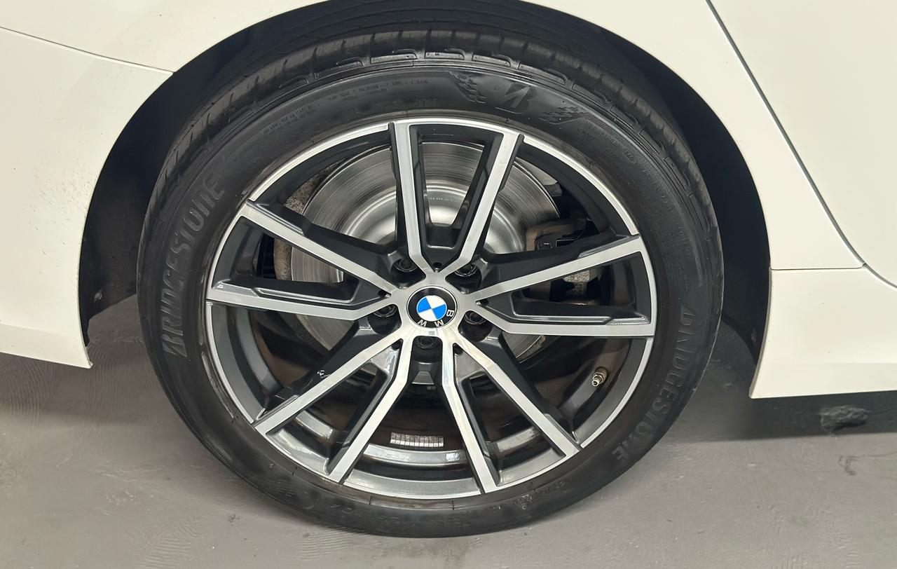 2021 BMW 3 Series 330i xDrive Sedan North America|CLEAN CAR FAX|MOONROOF|NAVIGATION|LANE ASSIST|BSM|REMOTE STARTER|POWER FOLDING MIRRORS| Photo