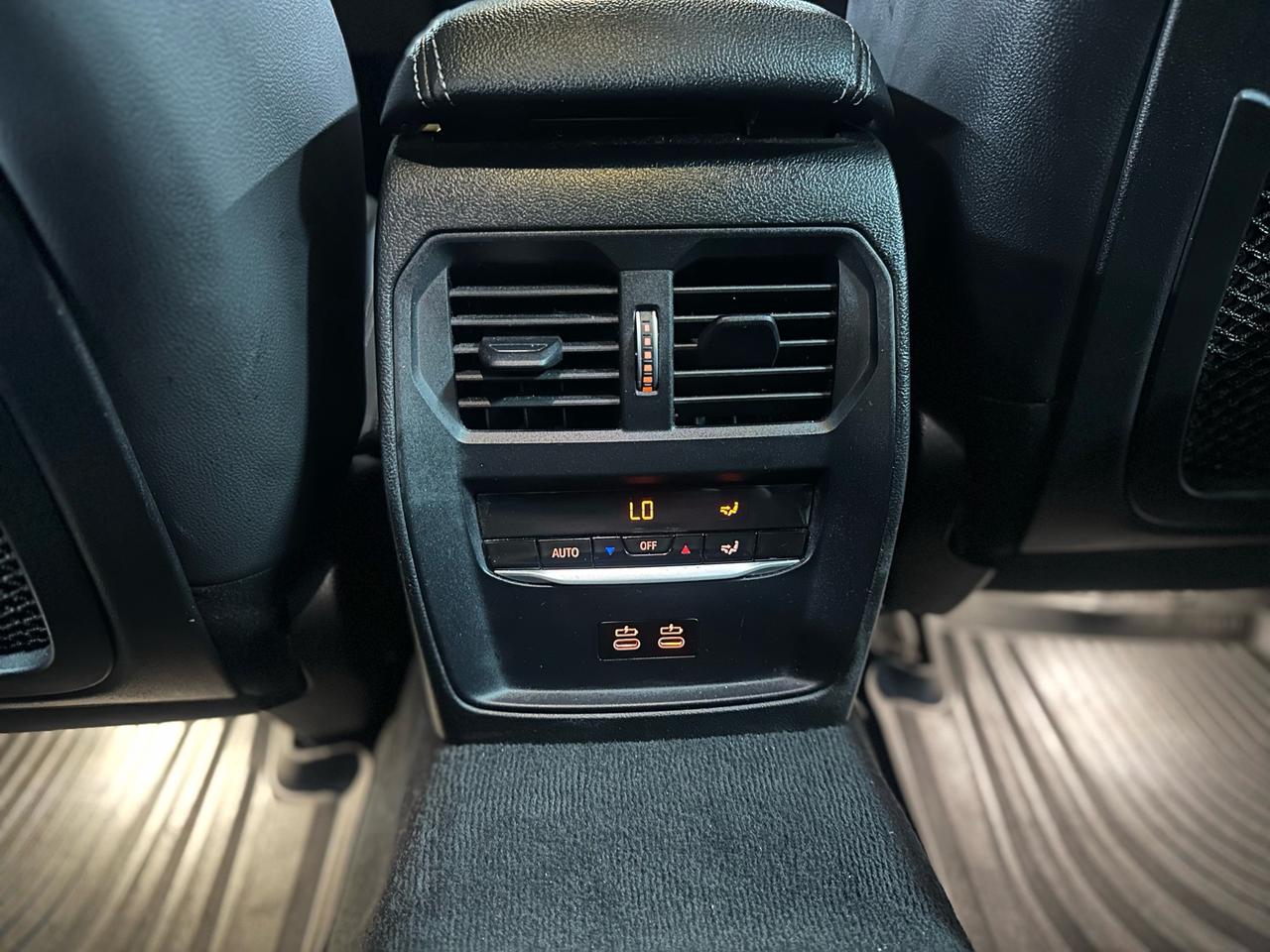 2021 BMW 3 Series 330i xDrive Sedan North America|CLEAN CAR FAX|MOONROOF|NAVIGATION|LANE ASSIST|BSM|REMOTE STARTER|POWER FOLDING MIRRORS| Photo