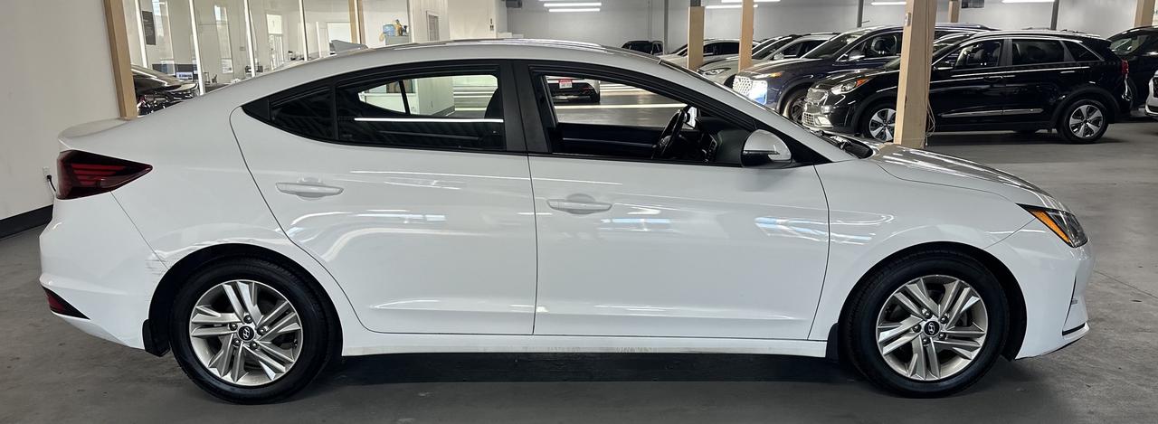 2020 Hyundai Elantra Preferred IVT|BSM|HEATED STEERING WHEEL|HEATED SEATS|APPLE CARPLAY| Photo