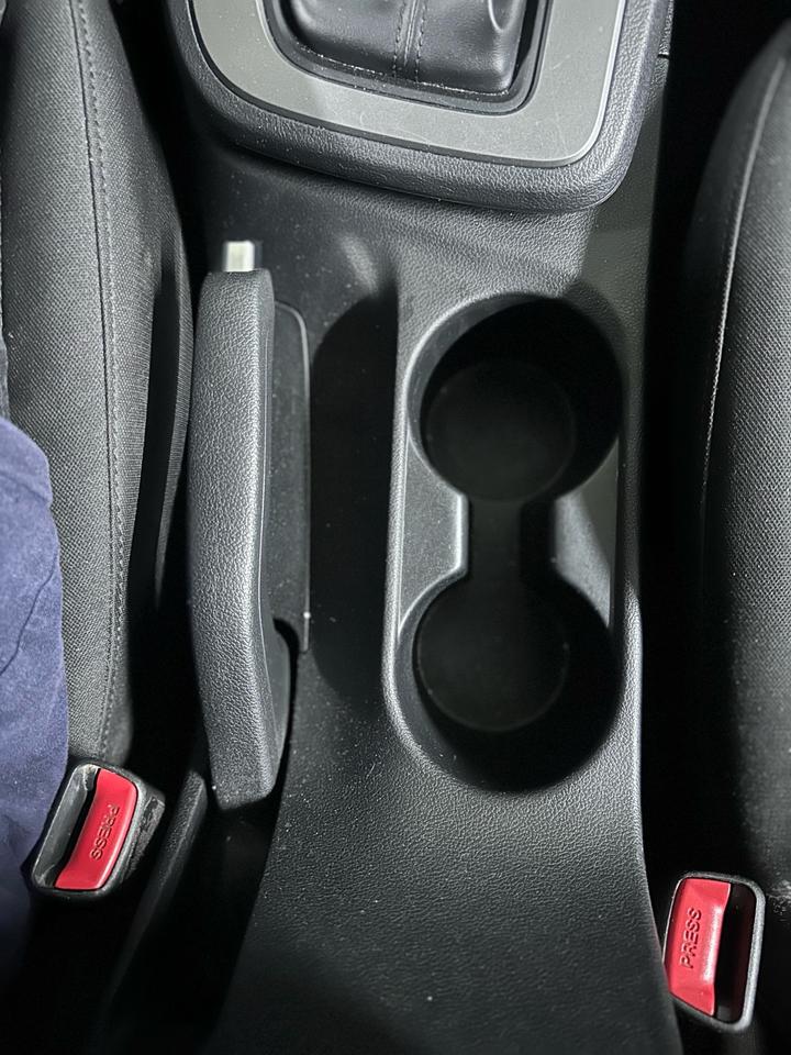 2020 Hyundai Elantra Preferred IVT|BSM|HEATED STEERING WHEEL|HEATED SEATS|APPLE CARPLAY| Photo