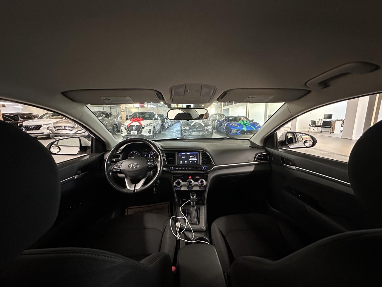 2020 Hyundai Elantra Preferred IVT|BSM|HEATED STEERING WHEEL|HEATED SEATS|APPLE CARPLAY| Photo