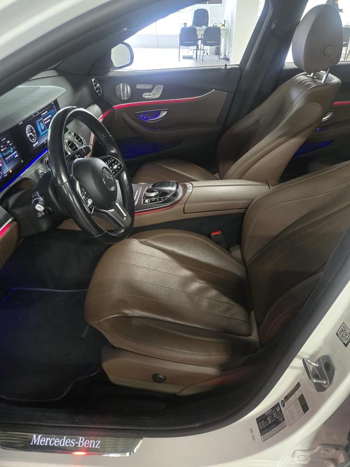 2020 Mercedes-Benz E-Class E 350 4MATIC Sedan|CLEAN CAR FAX|GOOD RELIABILITY|SUNROOF|2 SETS OF KEYS|BROWN LEATHER SEATS| Photo
