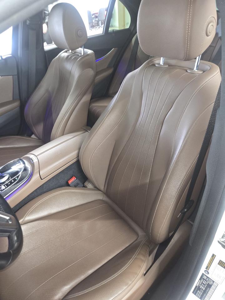 2020 Mercedes-Benz E-Class E 350 4MATIC Sedan|CLEAN CAR FAX|GOOD RELIABILITY|SUNROOF|2 SETS OF KEYS|BROWN LEATHER SEATS| Photo
